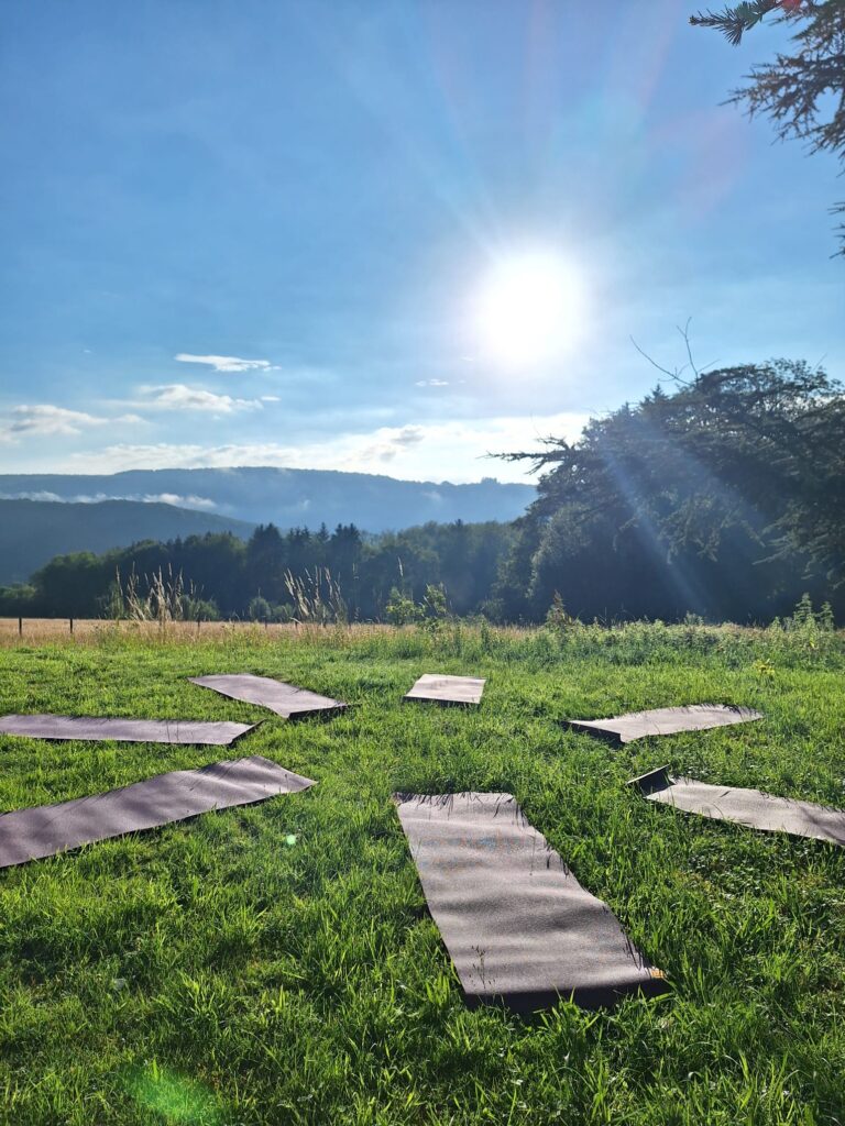 Atelier yoga matinal, formation dirigeant à Reims Leaders Éveillés